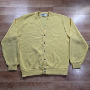 Vintage Classics Cardigan Sweater Men L Tall Yellow Orlon Acrylic V Neck USA 70s